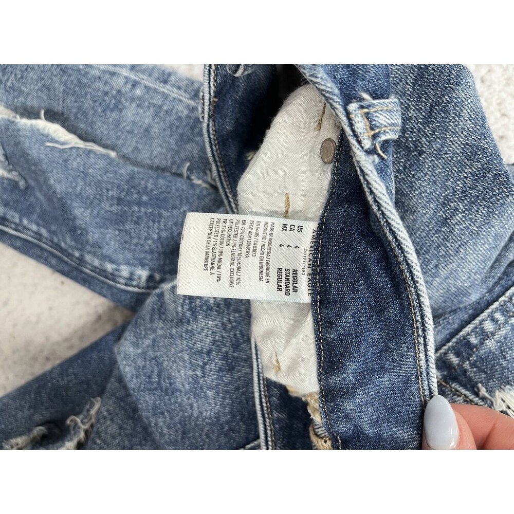 American Eagle Jeans Womens 4 Blue Medium Acid Wash Distressed Mom Jean - Picture 6 of 10